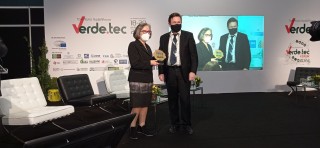 Με το Βραβείο Περιβαλλοντικής Επιμόρφωσης βραβεύθηκε η πρόεδρος του Ι.Ο.ΑΣ. στα  GREEK GREEN AWARDS 2022